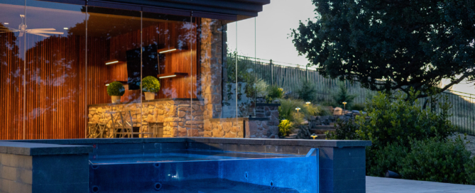 zero edge, glass front hot tub